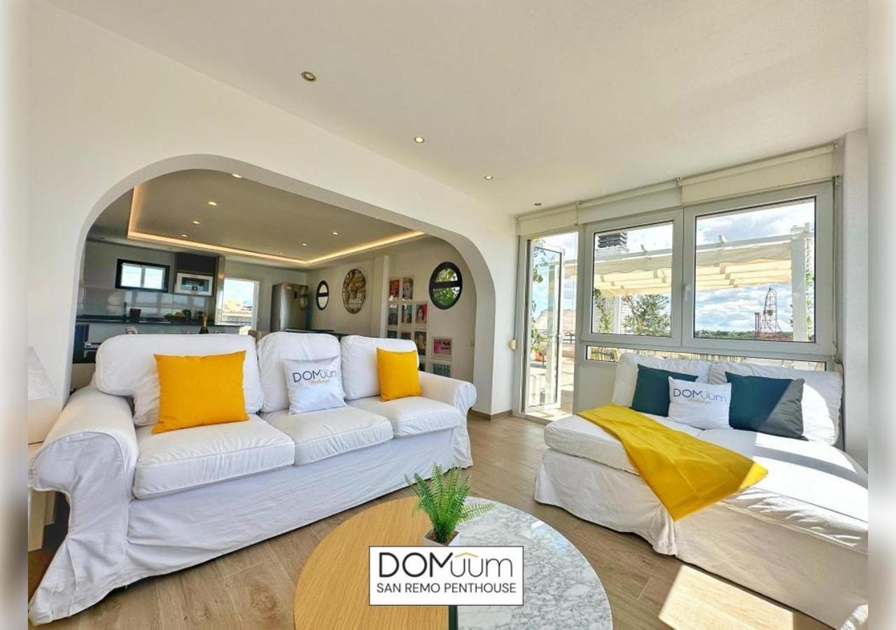 Domuum Holidays - San Remo Penthouse Салоу Экстерьер фото