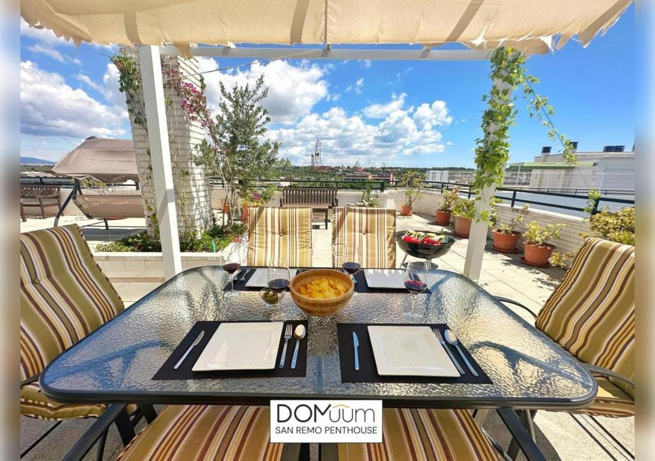 Domuum Holidays - San Remo Penthouse Салоу Экстерьер фото